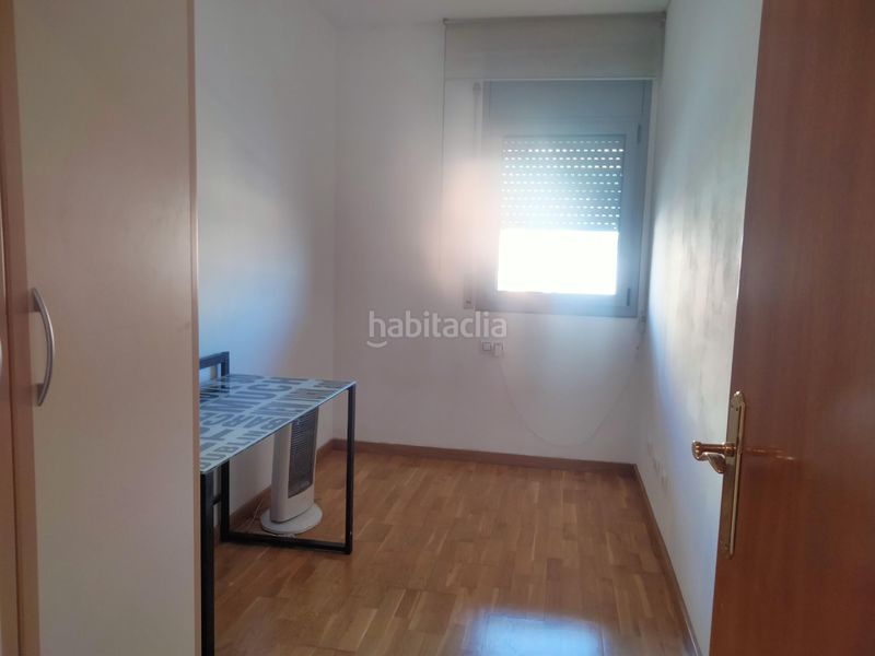 Foto beee4c38-8ba5-4b8d-8311-7636fe315d1e. Pis amb aparcament a Carmel Barcelona