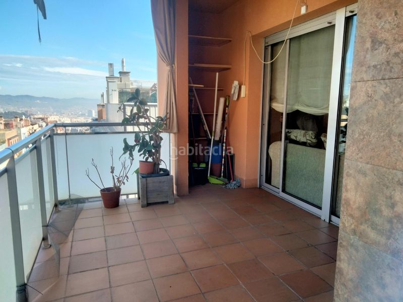 Foto 8eb58424-4a5a-4d7a-a959-299f8de5a3cc. Pis amb aparcament a Carmel Barcelona