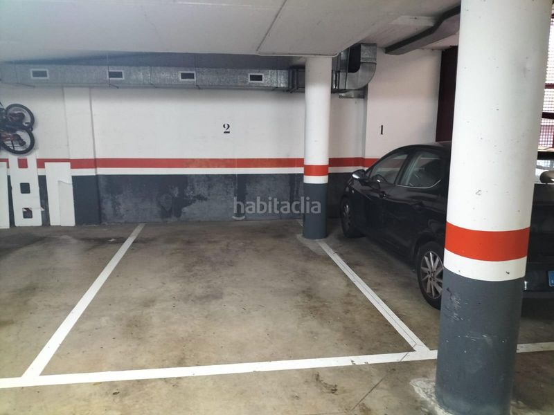 Foto bae151d3-a677-4240-ac88-4398aeadeef4. Pis amb aparcament a Carmel Barcelona