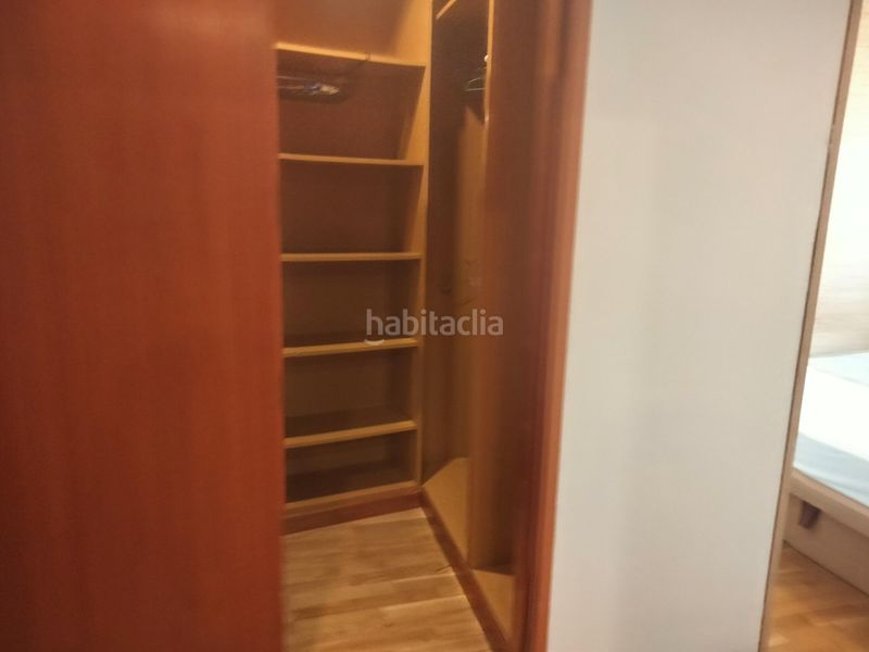 Foto dfe70bbc-4f3f-46d0-b8cb-03e13f8415d8. Pis amb aparcament a Carmel Barcelona