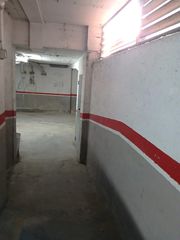 Aparcament cotxe a La Maurina