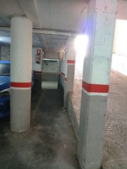 Aparcament cotxe a La Maurina