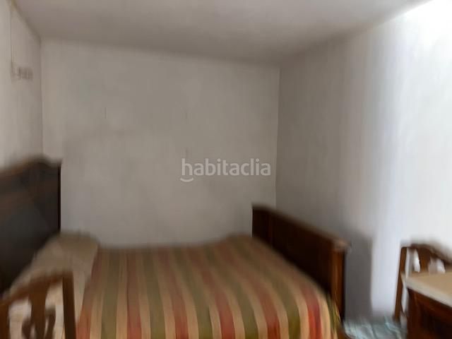 Foto 754a696f-2349-42d6-8450-9a1c449cbc1a. Casa aparellada a Campos poble Campos
