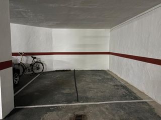 Parking voiture à Russafa. En el corazón de ruzafa, junto al mercado