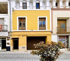 Xalet a Benigànim. Vivienda cercana al ayuntamiento