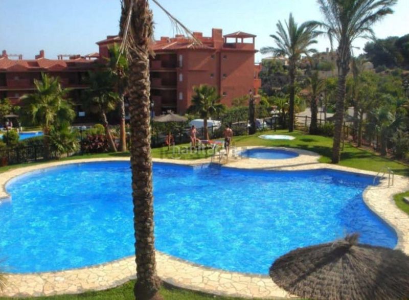 Foto 5c714c2c-b925-476f-ba53-21f2db216489. Pis amb aparcament piscina a Santa María Marbella