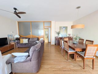 Piso en Centre. Junto a rambla.