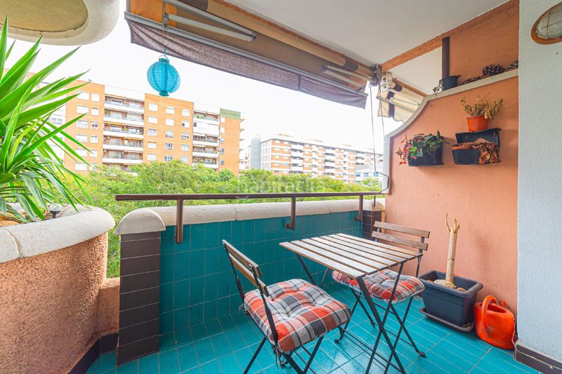 Foto 95aedf8a-7798-4ad4-bec8-d1c1b3c09cc2. Pis amb piscina a Sant Ramon - Maternitat Barcelona