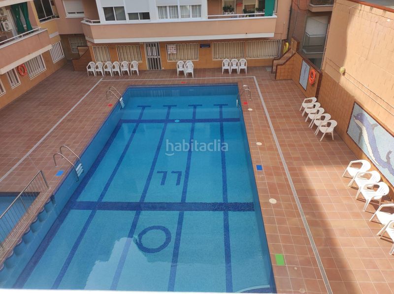 Foto 772b3f3d-fb5b-4dae-b256-2c0d9c3bf809. Pis amb piscina a Centre Pineda de Mar