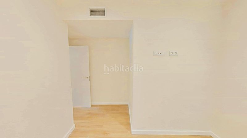 Foto 677a049d-024b-45d5-b12a-902e005dbbdb. Planta baixa amb calefacció aparcament piscina a Cubelles