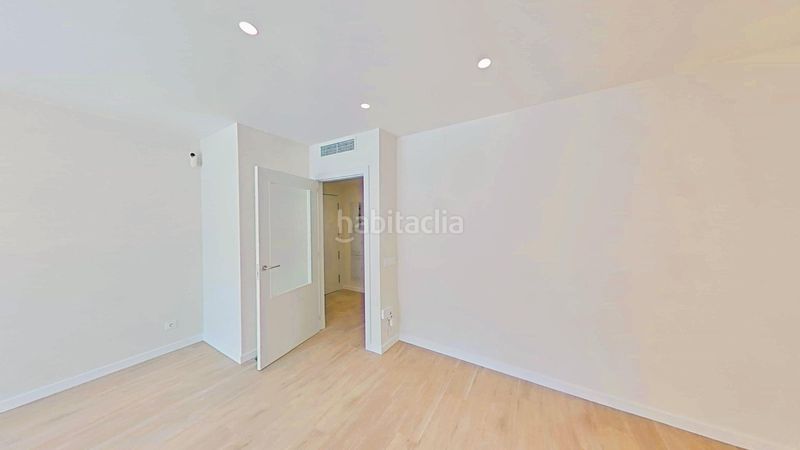 Foto 7073d06d-a539-4a9d-a8fc-ab1fc4e0a64d. Planta baixa amb calefacció aparcament piscina a Cubelles