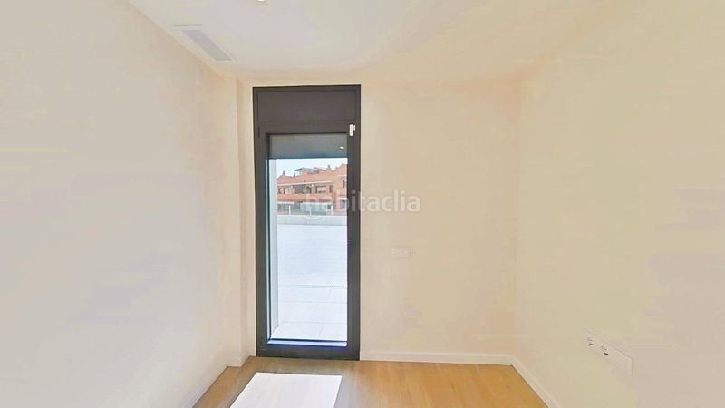 Foto 80b03f04-b55f-4b05-9ea0-d6dc4e79a349. Planta baixa amb calefacció aparcament piscina a Cubelles