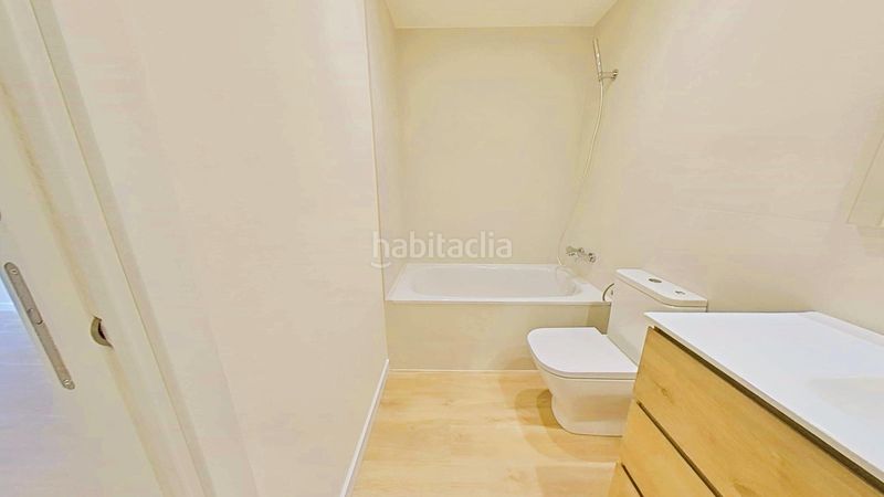 Foto 07801312-5003-4b8b-ba6a-e8a10ae37bac. Pis amb calefacció aparcament piscina a Santa Maria-l´Eixample-Sud Sumella Cubelles