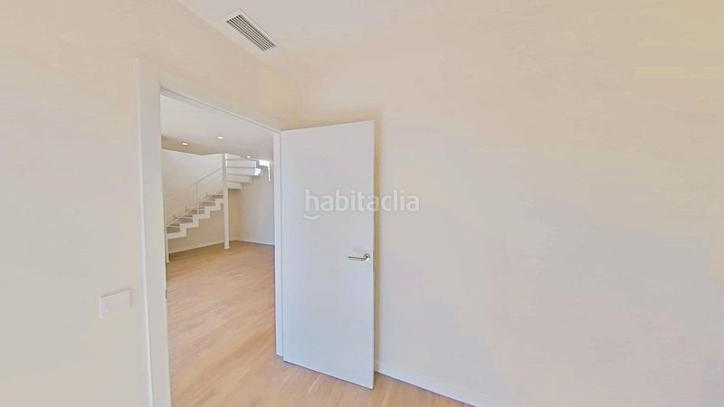 Foto 73770c66-c296-4108-8250-6406fc8e2f7c. Àtic amb calefacció aparcament piscina a Santa Maria-l´Eixample-Sud Sumella Cubelles