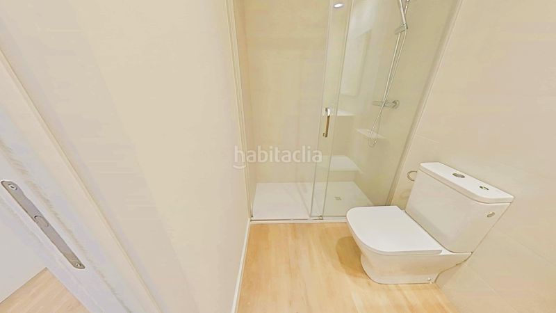Foto cf554498-abe6-4bba-9ebe-2c3e5396e38f. Planta baixa amb calefacció aparcament piscina a Cubelles
