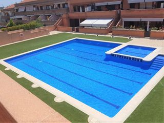 Planta baixa a Santa Maria-l´Eixample-Sud Sumella. Junto al centro y a escasos minutos de la playa.