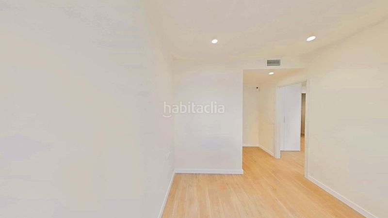 Foto fd2dd065-0dbb-46de-8d12-9c4266bd34e1. Planta baixa amb calefacció aparcament piscina a Cubelles