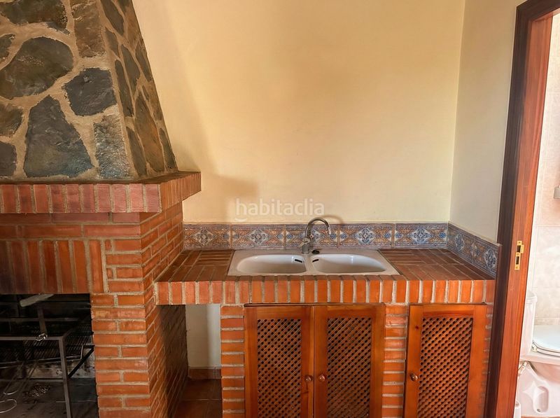 Foto e765c9e2-437c-4549-a64f-98fde9191674. Masia amb aparcament piscina a Montánchez