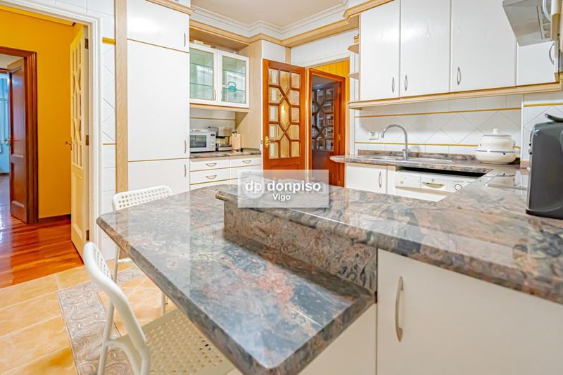 Foto 298dc0a5-fe10-4b49-b007-45be6602e0d9. Apartament amb calefacció aparcament a Plaza España - Corte Inglés Vigo