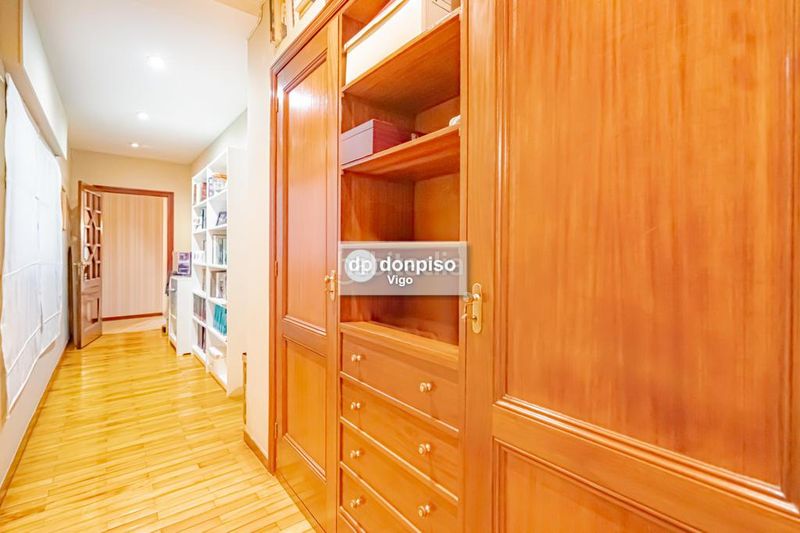 Foto 3853607b-56fb-4d6a-a0d5-3ba493ea184b. Apartament amb calefacció aparcament a Plaza España - Corte Inglés Vigo