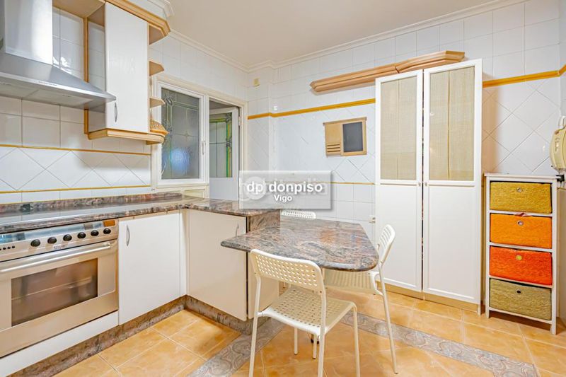 Foto 57ee5f7f-cec4-48bc-b5c3-95f246f9ff09. Apartament amb calefacció aparcament a Plaza España - Corte Inglés Vigo