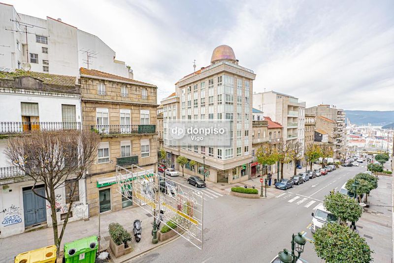 Foto 944b0eca-1be0-4c91-9cef-f916b8f00807. Apartament amb calefacció aparcament a Plaza España - Corte Inglés Vigo