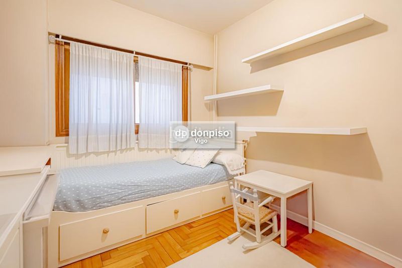 Foto 96ec3c16-c007-4e5f-9131-7b8d28b4068c. Apartament amb calefacció aparcament a Plaza España - Corte Inglés Vigo