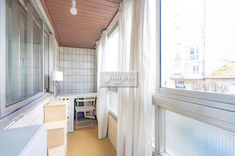 Foto ceeef6bc-ef23-4180-9bcd-5ad29a160497. Apartament amb calefacció aparcament a Plaza España - Corte Inglés Vigo