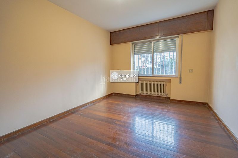 Foto 0a3565a1-3d40-4000-a3cb-34b9e738372b. Xalet amb calefacció aparcament a A Salgueira - O Castaño Vigo