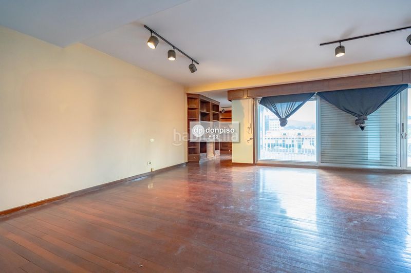 Foto 47556b0f-46b0-4afb-90d7-d554aeb8f731. Xalet amb calefacció aparcament a A Salgueira - O Castaño Vigo