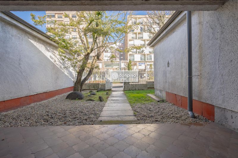 Foto ad728b7d-fcc9-442f-a8dc-799675d2ddf0. Xalet amb calefacció aparcament a A Salgueira - O Castaño Vigo