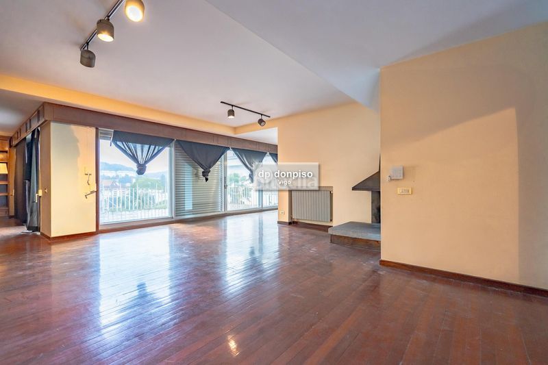 Foto b9316e81-d8a2-4fe5-b6c8-7ef58f969270. Xalet amb calefacció aparcament a A Salgueira - O Castaño Vigo