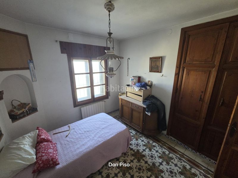 Foto 0df9c059-5dd3-49e9-9e46-f52388117e59. Masia amb calefacció aparcament a Oliva pueblo Oliva