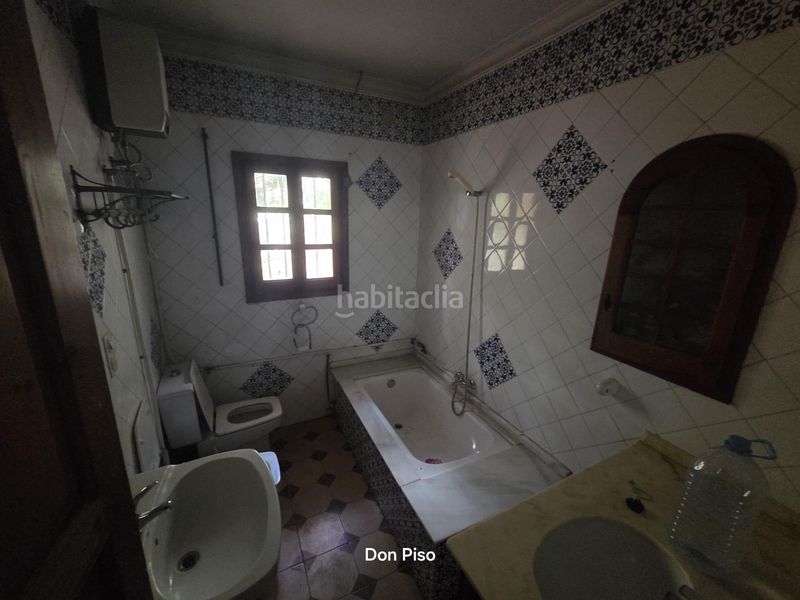 Foto c3668042-eaaa-4310-96a2-d1f38a47b746. Masia amb calefacció aparcament a Oliva pueblo Oliva