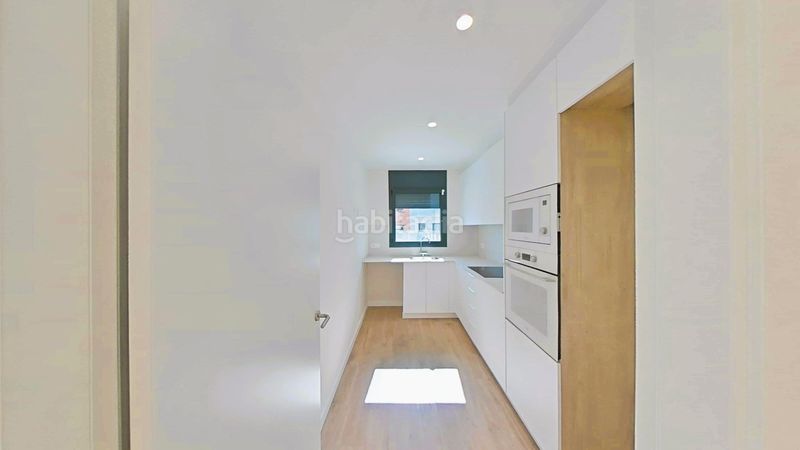 Foto 584c3898-8b5f-45e4-a6a1-c6828537b769. Planta baixa amb calefacció aparcament piscina a Cubelles