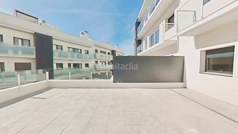 Foto d383839f-53f9-4ab9-9664-409b65bd31ec. Planta baixa amb calefacció aparcament piscina a Cubelles