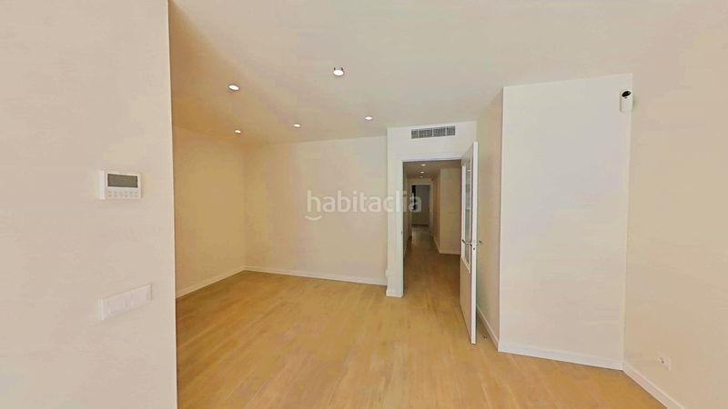 Foto ee0e9a9a-e160-41aa-8e35-25a0494aa360. Planta baixa amb calefacció aparcament piscina a Cubelles