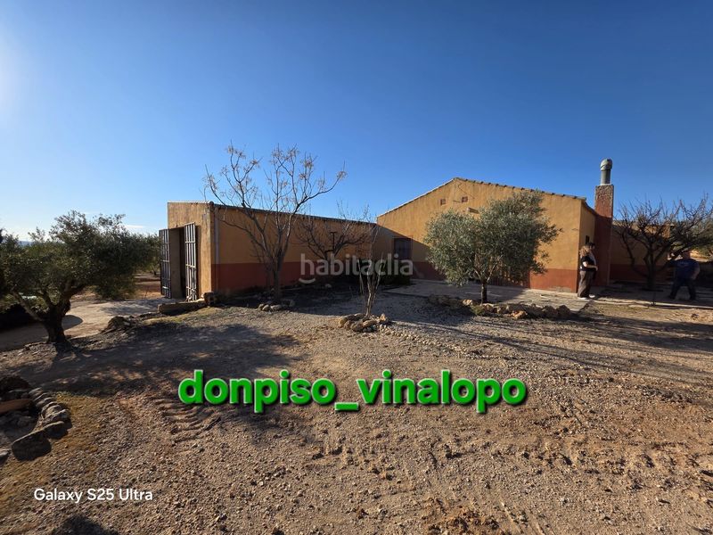 Foto 257c9fd4-2647-4516-ac46-a283ed997222. Masia amb aparcament a Caudete