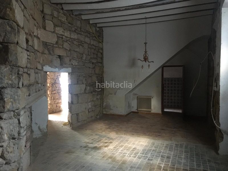 Foto b971a441-91b2-469b-a2a4-8c75b75ba923. Casa aparellada amb calefacció aparcament a Baeza