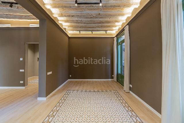 Foto f27ce018-93e8-4134-b73e-b68916ad9641. Pis amb calefacció a Gòtic Barcelona