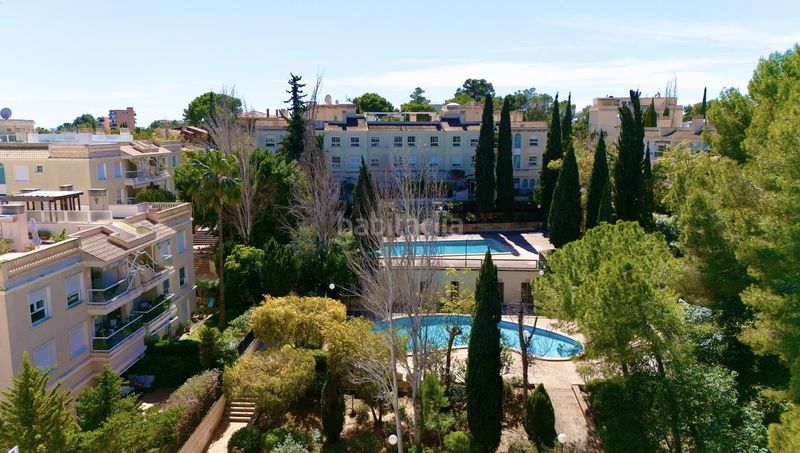 Foto 28a7a3c8-2d04-47f4-81e4-4f76bbe6fe6c. Pis amb aparcament piscina a La Bonanova Palma de Mallorca