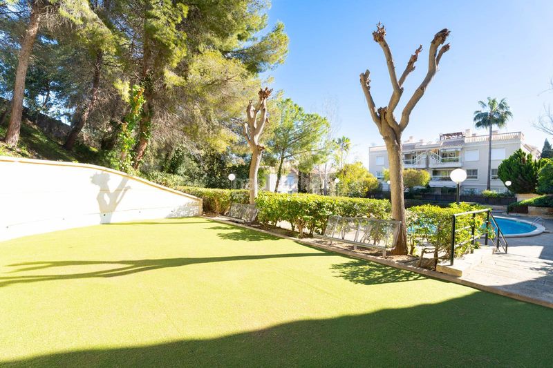 Foto f9dfe719-8be2-4a52-a988-32608f09deb4. Pis amb aparcament piscina a La Bonanova Palma de Mallorca