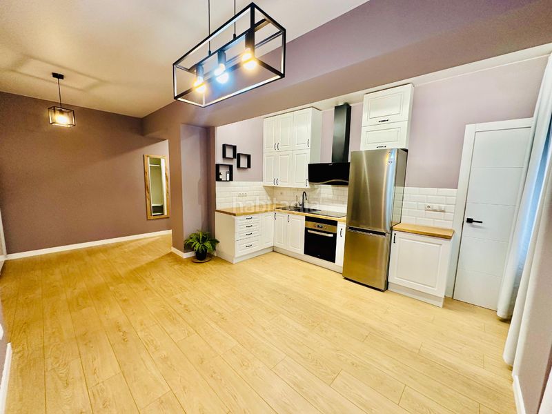 Foto 803decc4-8a29-4e44-a6db-867fc69f74d5. Pis a Ciutat Fallera Valencia