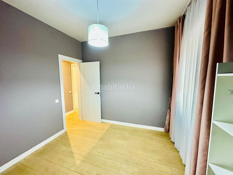 Foto b47142b3-c1b7-4cd5-819a-1ec4c990214d. Pis a Ciutat Fallera Valencia