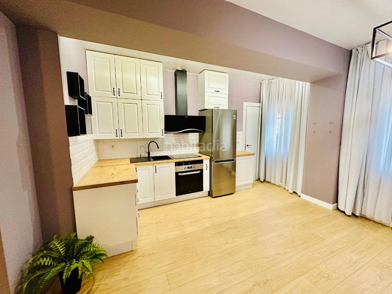 Foto be60d20f-7806-4b9e-b064-37b9d0749b4f. Pis a Ciutat Fallera Valencia