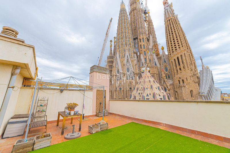 Foto 18d1b392-8be5-4308-9473-66bac7ca190e. Àtic amb calefacció aparcament a Sagrada Família Barcelona