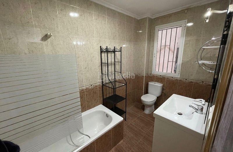 Foto c3cb2566-f4c9-484f-8e16-8ff51253c92f. Pis a Barrio de Patraix Valencia