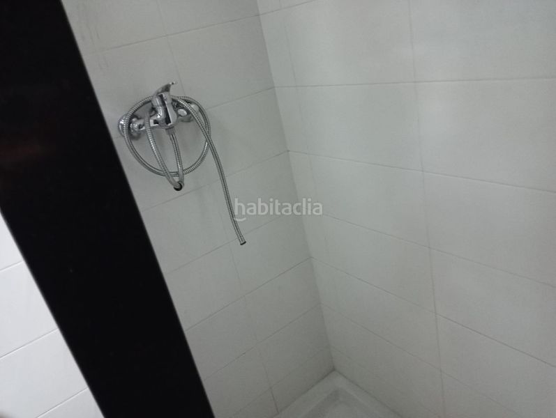 Foto 67db1bc4-76b2-4197-a0c9-9e6d92226521. Local comercial a Corea Gandia
