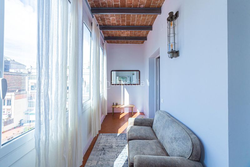 Foto 1bd97890-4685-4319-b5e4-c0d9982924fc. Àtic amb calefacció a L´Antiga Esquerra de l´Eixample Barcelona