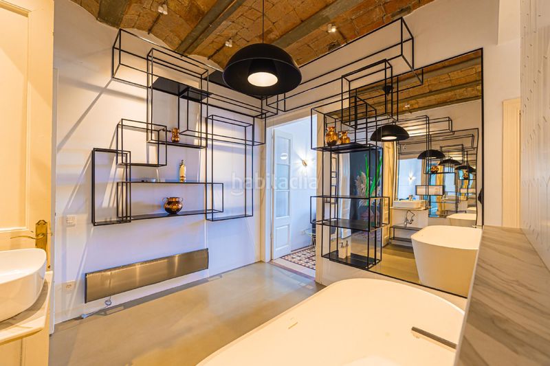 Foto 429d9913-f06b-437f-87c9-561c37b622a7. Àtic amb calefacció a L´Antiga Esquerra de l´Eixample Barcelona